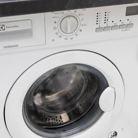 Rent Like - Wronskiego 15 Warschau