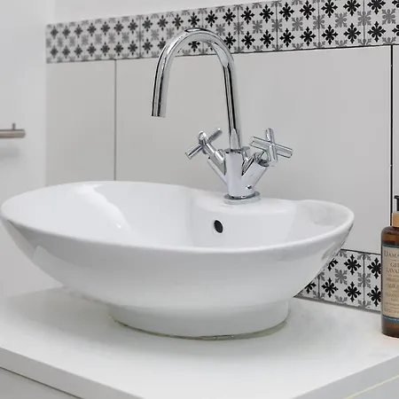 Rent Like - Wronskiego 15